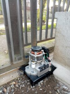 MOTOR PARA PORTÓN , MULCHÉN